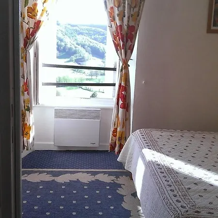 De - Cantal Hotel Tournemire (Cantal)
