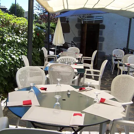 Hotel De - Cantal 3*