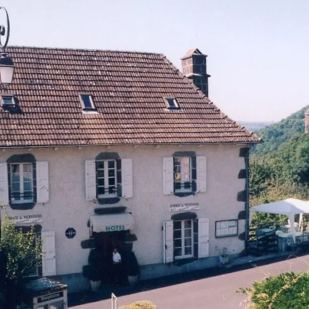 De - Cantal 3* Tournemire (Cantal)