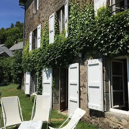 Hotel De - Cantal Tournemire (Cantal)