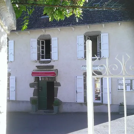 De - Cantal Hotel